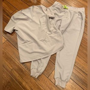 FIGS - Women’s L - VGUC - Jogger set